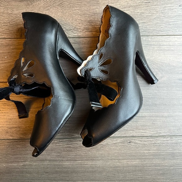 Mojo Moxy Black peep toe heels with velvet tie size 8 - Picture 8 of 10